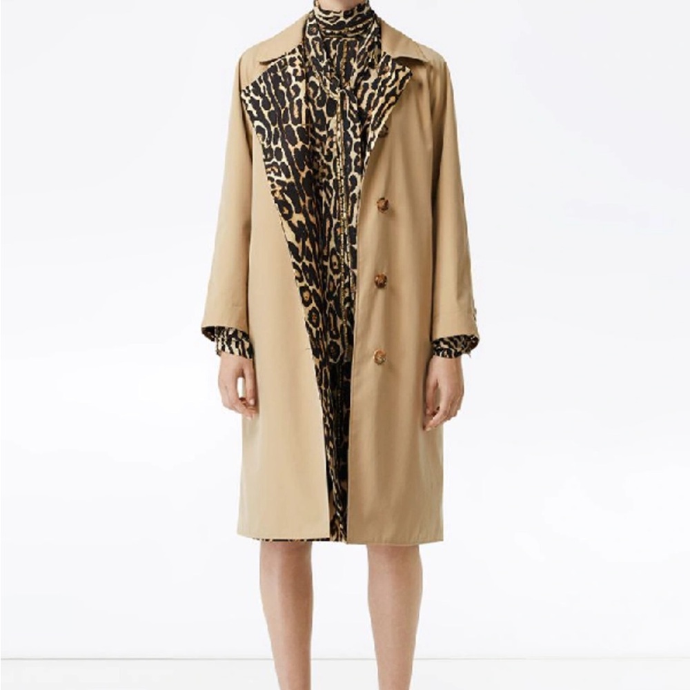 Burberry trench sz 4 tan color - Picture 1 of 7